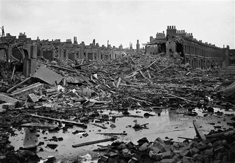 Historical Photos: WW2 Blitz London