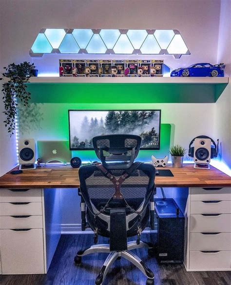 Pin by vince frederick on Pc gaming setup in 2019 | Gaming desk setup, Video game rooms ...