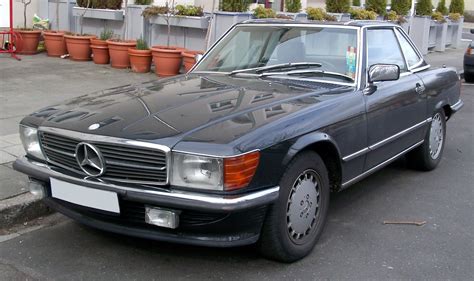File:Mercedes R107 front 20080313.jpg