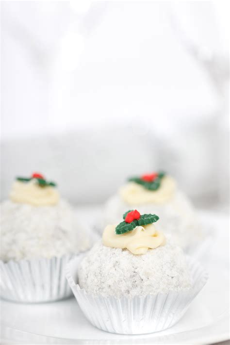 Christmas Cake With Holly Free Stock Photo - Public Domain Pictures
