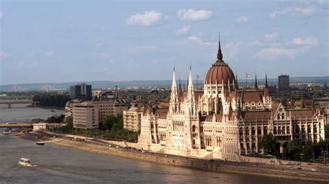 Budapest Parliament - tour, tickets, prices, discounts, hours, what to see, FAQs