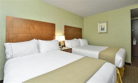 Holiday Inn Express Manhattan Midtown West | Groupon