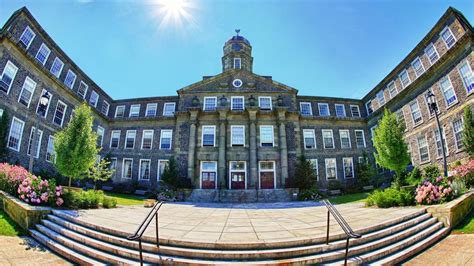 Strike At Dalhousie University - Huddle.Today