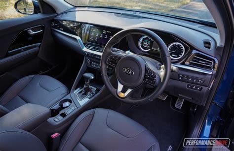 2021 Kia Niro PHEV-interior – PerformanceDrive