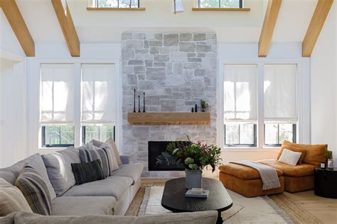 Farmhouse Living Room Style | Baci Living Room