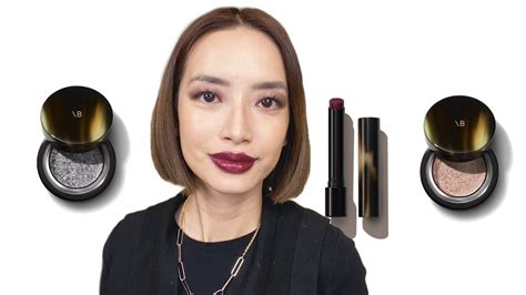 Victoria Beckham Lid Lustre and Lipstick Review | Mirror, Chiffon, Moody - YouTube