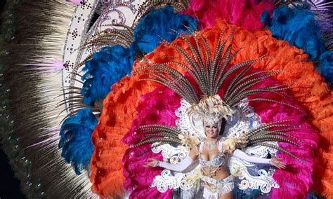 Spain's Carnival of Santa Cruz - Multimedia - DAWN.COM