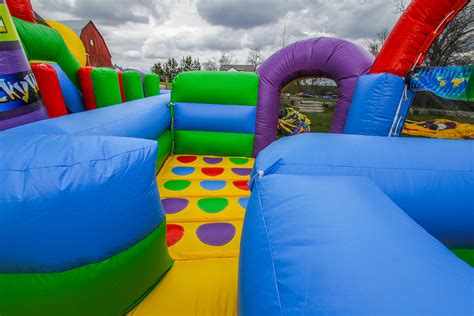 Wacky World - Air Bounce Inflatables & Party Rentals in Hamilton, Burlington, Niagara Falls ...