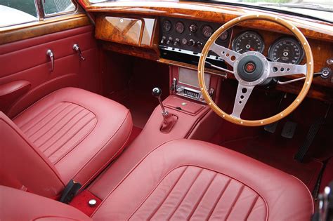 Sold: Jaguar MkII 3.8 'Manual' Saloon Auctions - Lot 25 - Shannons | Jaguar, Jaguar daimler ...