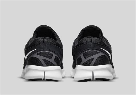 Nike Free Run 2 White Black 2021 Release Info | SneakerNews.com