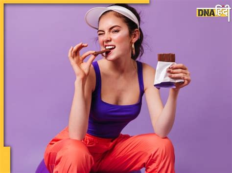 Dark Chocolate Benefits: वेट मैनेजमेंट से हार्ट हेल्थ सुधारने तक, डार्क चॉकलेट खाने से मिलते हैं ...