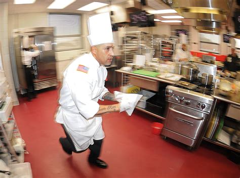 Top chef event a shining start to culinary training exercise | Article | The United States Army