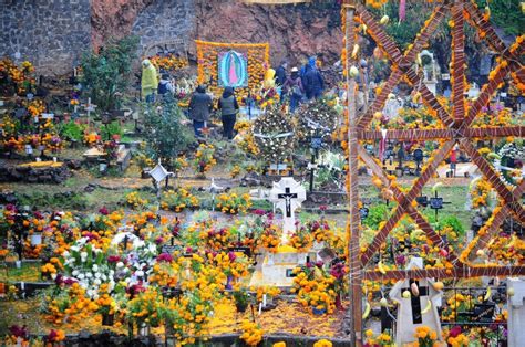 Janitzio: Así se celebra el Día de Muertos 2022 en Pátzcuaro, Michoacán