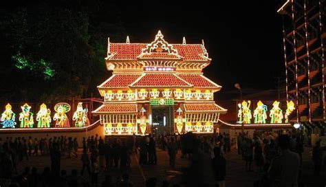 Paramekkavu Temple - Thrissur