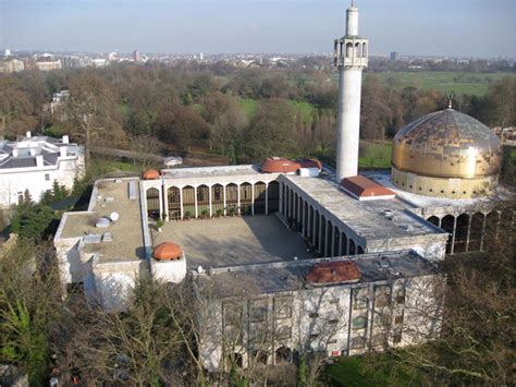 A Guide to London Central Mosque