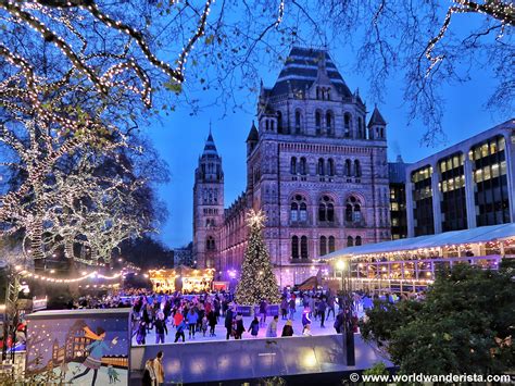 Photos that will make you want to go to London around Christmas time ...