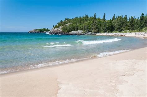 Beach weather in Pukaskwa National Park, Great Lake Superior, Canada in ...