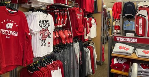 Fan Shop at Eau Claire SCHEELS | SCHEELS.com