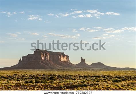 17,897 Landscape Mesas Buttes Images, Stock Photos & Vectors | Shutterstock