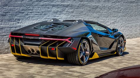 Lamborghini Centenario Roadster Rear Wallpaper - HD Car Wallpapers #7961