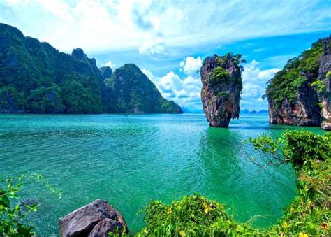 Top 16 Things to Do on your Phuket Honeymoon | The Wedding Vow