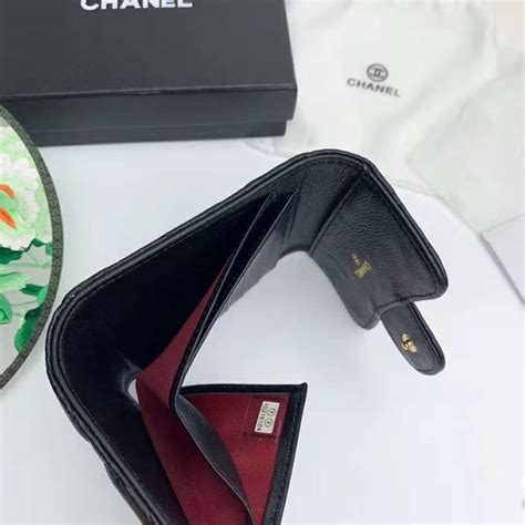 Chanel Women Classic Small Flap Wallet in Lambskin & Gold-Tone Metal-Black - LULUX