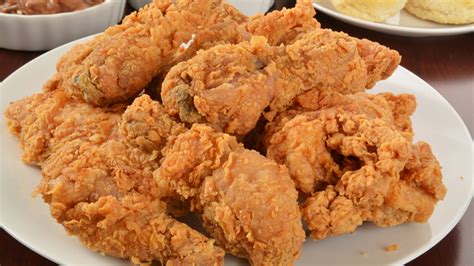 Fried chicken could land you a second date, dating app says | Fox News