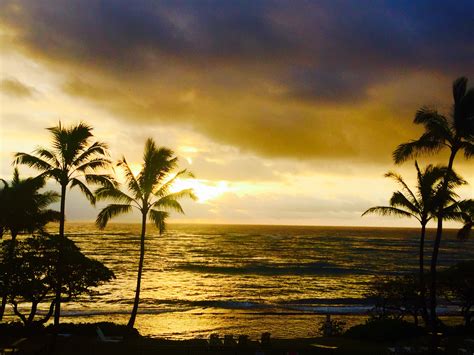 Kapa’a, Kauai Sunrise – Gary on the Go