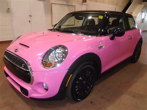 “Pinky” Mini Cooper Color Change | WrapThatCar