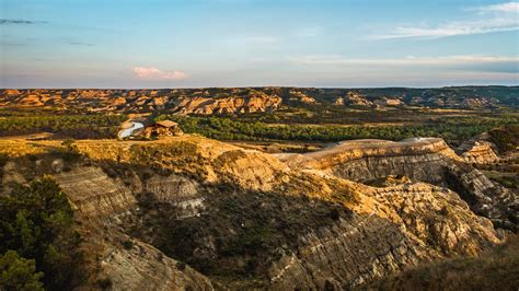 North Dakota Badlands Wallpapers - 4k, HD North Dakota Badlands ...