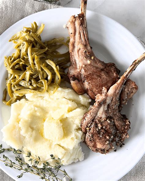 Air Fryer Lamb Chops with Garlic and Rosemary - Recipe Diaries