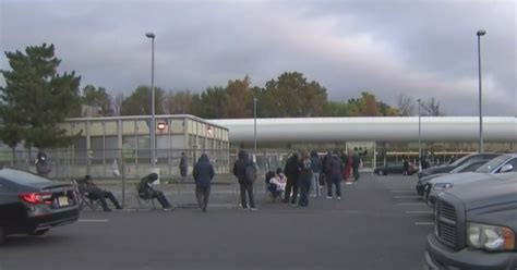 Drivers Wait On Long Lines As New Motor Vehicle Commission Facility Opens In Wayne, New Jersey ...