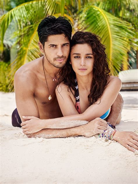 Shirtless Bollywood Men: Siddharth Malhotra and Alia Bhatt at the Beach ...