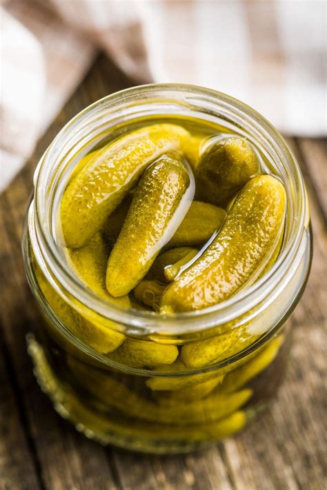 Gherkin vs Pickle (Differences, Tastes, Nutrition, Benefits and More) - IzzyCooking