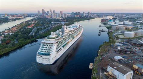 Cruises From Port Tampa Bay Are Back With Royal Caribbean Cruise Ship