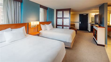 Hotel Near UW Madison Campus | Hyatt Place Madison Downtown