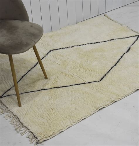 White Berber Carpet - Carpet Vidalondon