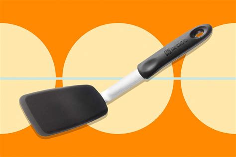 The Best Spatulas for Eggs, According to a Chef