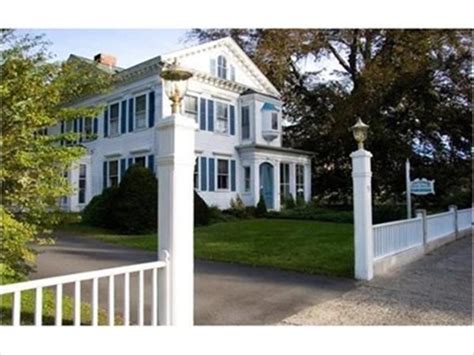 Property pictures of 51 S. Main Street, Middleboro, MA 02346, USA - Middleboro, MA real estate