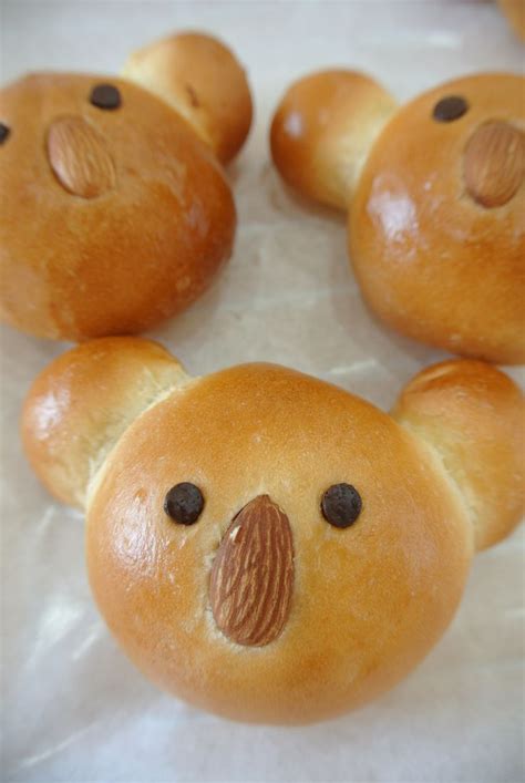 24 best images about Fun Bread Shapes on Pinterest | Hot dogs, A bunny and Sweet roll recipe