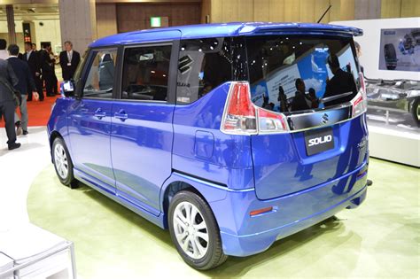 Suzuki Solio Hybrid rear three quarter at the 2015 Tokyo Motor Show