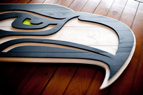 Seattle Seahawks Custom Wood Flag – Patriot Wood