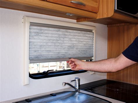 How to repair Seitz pleated blinds and flyscreens - Practical Caravan