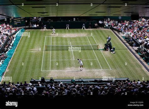 Centre court wimbledon hi-res stock photography and images - Alamy