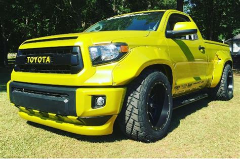 Toyota Tundra sorprende con carrocería ancha