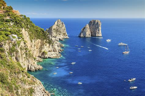 6 Most Amazing Places To See Around Amalfi Coast