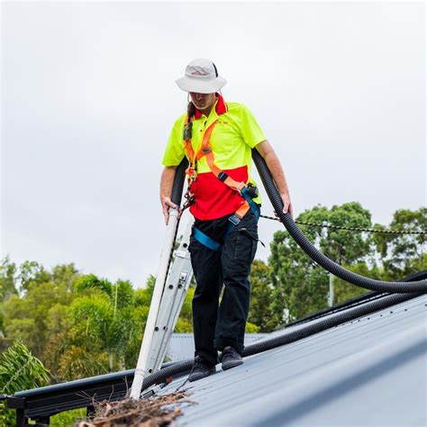 How Professionals Ensure Safety While Cleaning Gutters - Gutter-Vac