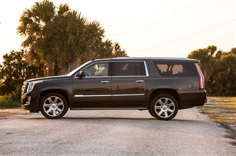 2015 Cadillac Escalade ESV - Information and photos - MOMENTcar