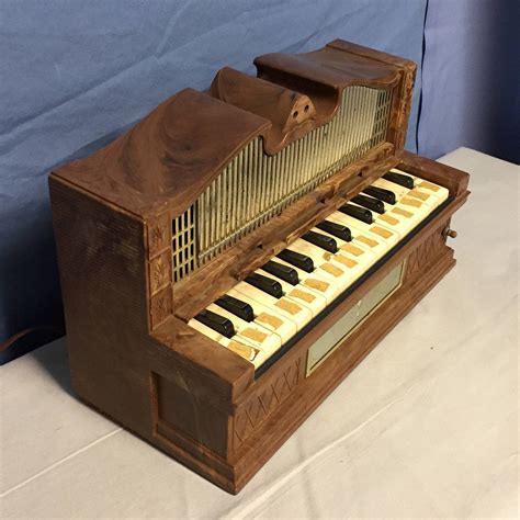Electric Golden Pipe Organ, Emenee Industries Inc, NY