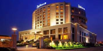 Top 7 Luxury Hotels Near Delhi Airport - Let Us Publish